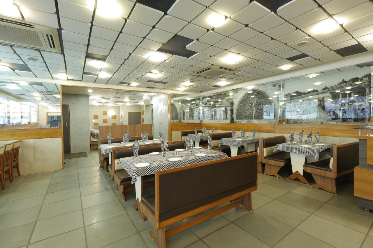 Hotel Good Night Ahmedabad Exterior foto