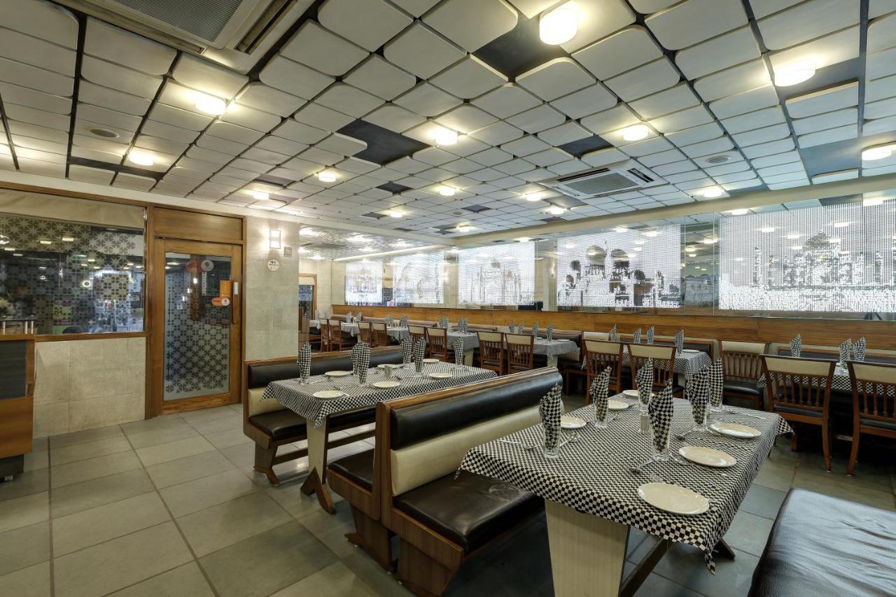 Hotel Good Night Ahmedabad Exterior foto