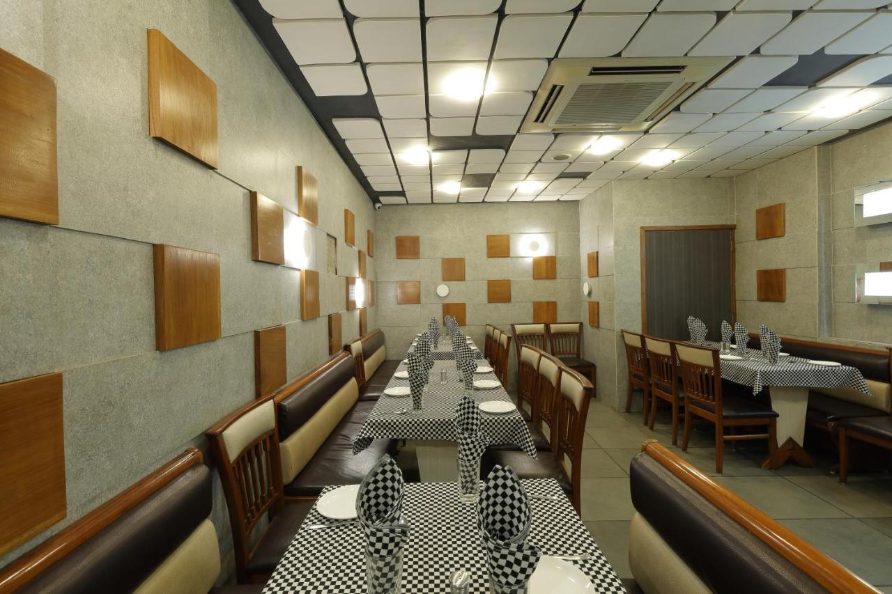 Hotel Good Night Ahmedabad Exterior foto