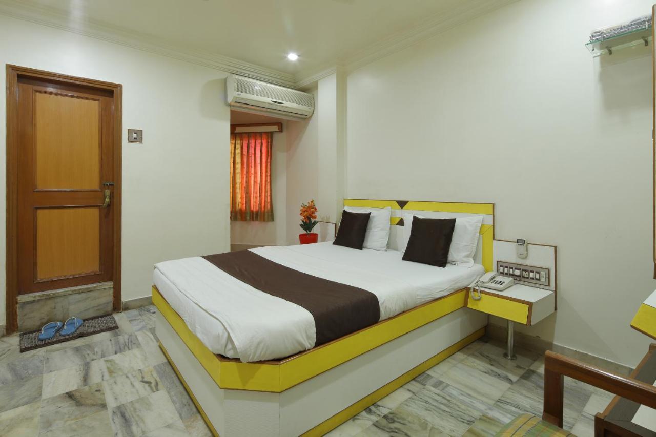 Hotel Good Night Ahmedabad Exterior foto
