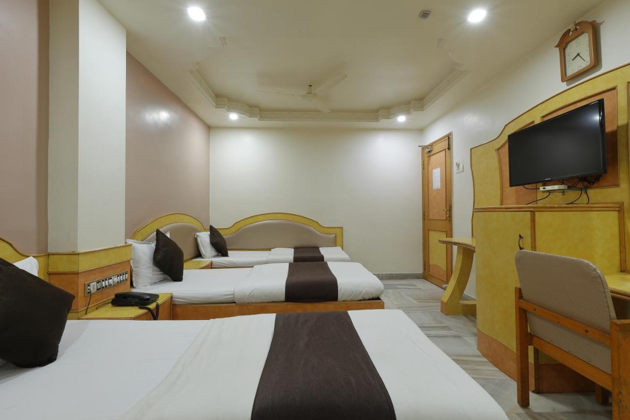 Hotel Good Night Ahmedabad Exterior foto